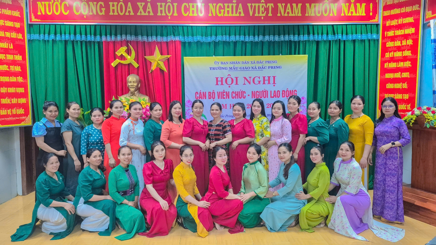 HỘI NGHỊ CÁN BỘ CÔNG CHỨC-VIÊN CHỨC-NGƯỜI LAO ĐỘNG NĂM HỌC 2025-2026