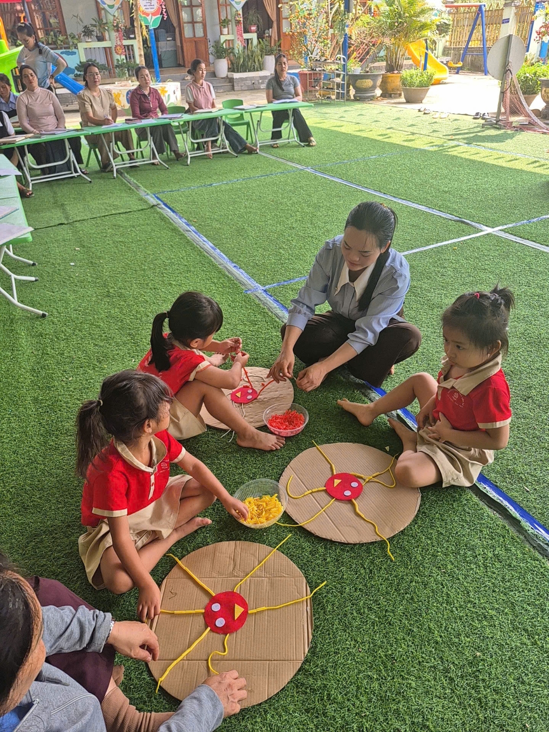 HOẠT ĐỘNG SINH HOẠT CHUYÊN ĐỀ TỔ TẠI TRƯỜNG MẪU GIÁO XÃ ĐẮC PRING