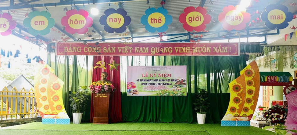 Trường Mẫu giáo liên xã Đắc Pring - Đắc Pre tổ chức lễ kỷ niệm 42 năm ngày nhà giáo Việt Nam (20/11/1982-20/11/2024)